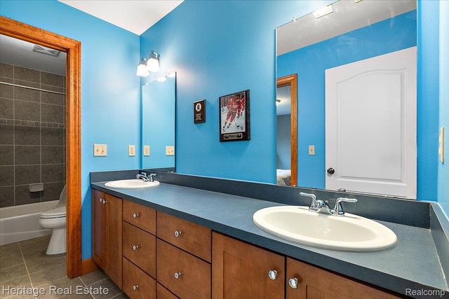 1486 Chestnut Trail, Oxford Charter Township, MI 48371