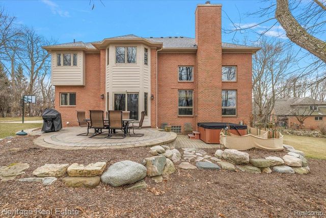 1486 Chestnut Trail, Oxford Charter Township, MI 48371