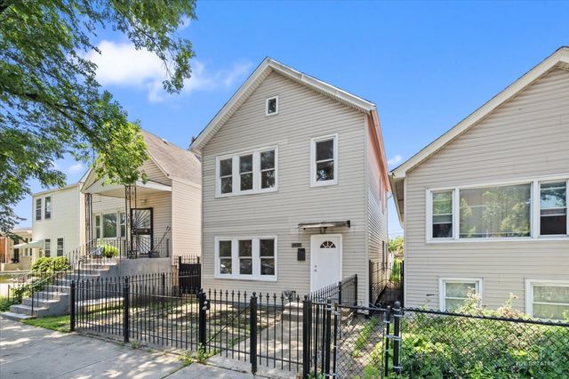 3504 S MAPLEWOOD Avenue, Chicago, IL 60632
