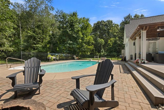 10720 W L Avenue, Kalamazoo, MI 49009