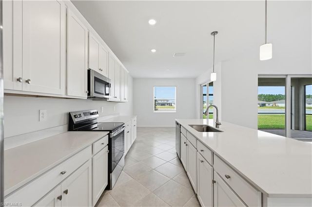 18851 River Burst CT, North Fort Myers, FL 33917