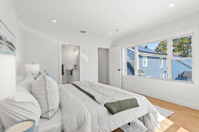 51 Spring Street 51, Medford, MA 02155