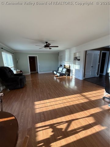 225 Smarr Court, Madison, WV 25130