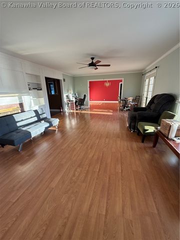 225 Smarr Court, Madison, WV 25130