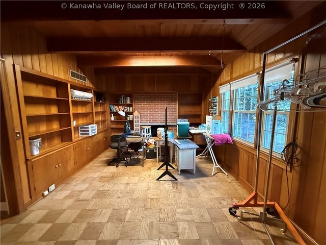 225 Smarr Court, Madison, WV 25130