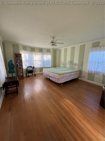 225 Smarr Court, Madison, WV 25130