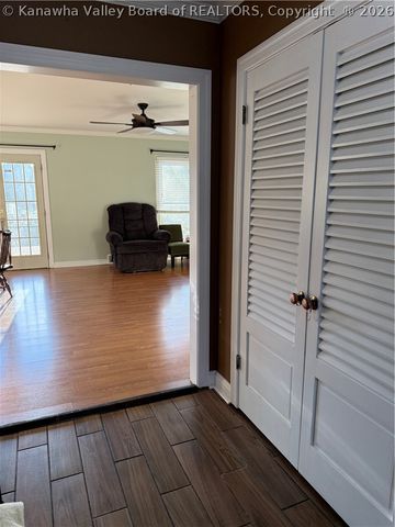 225 Smarr Court, Madison, WV 25130