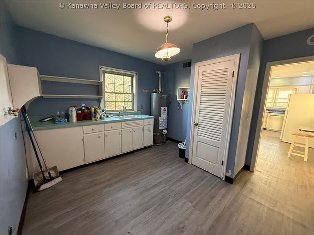 225 Smarr Court, Madison, WV 25130