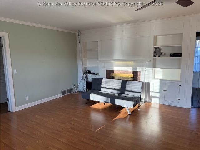 225 Smarr Court, Madison, WV 25130