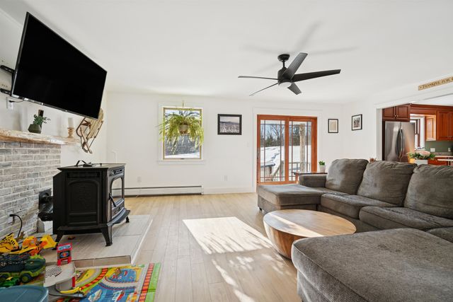 142 Rocky Lane, Newbury, VT 05081