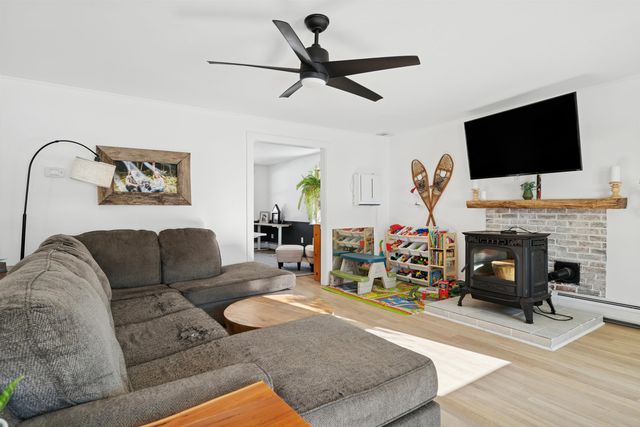 142 Rocky Lane, Newbury, VT 05081