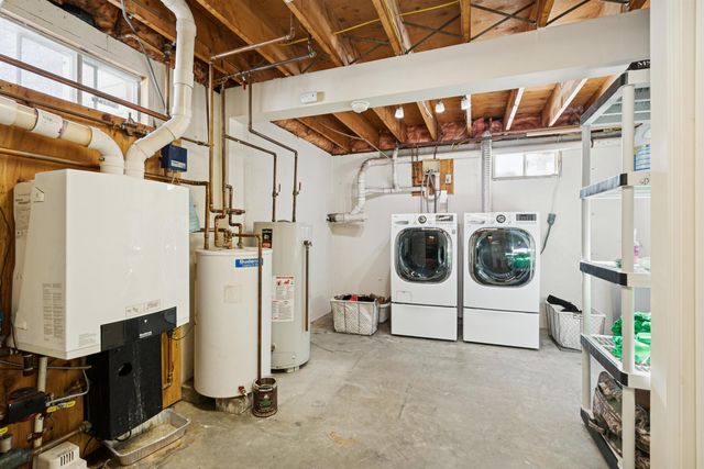 142 Rocky Lane, Newbury, VT 05081