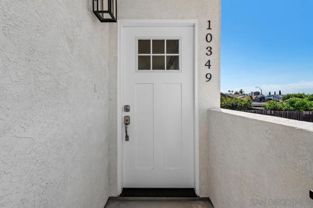 10349 Lipscomb Dr, San Diego, CA 92126