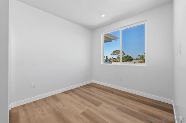 10349 Lipscomb Dr, San Diego, CA 92126
