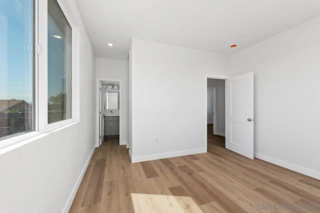 10349 Lipscomb Dr, San Diego, CA 92126