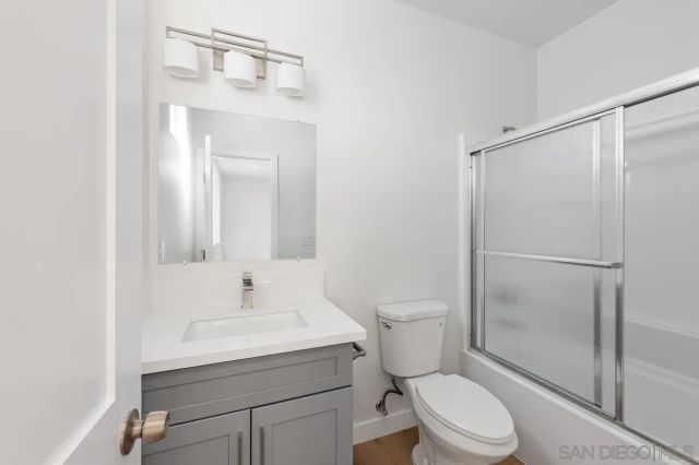 10349 Lipscomb Dr, San Diego, CA 92126