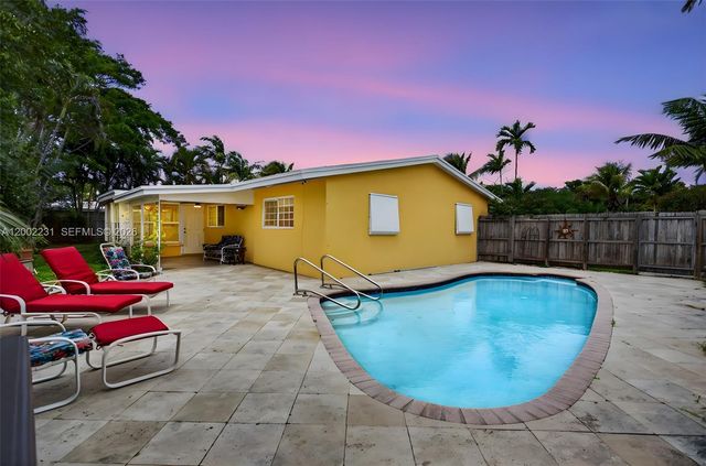 408 NW 21st St, Wilton Manors, FL 33311