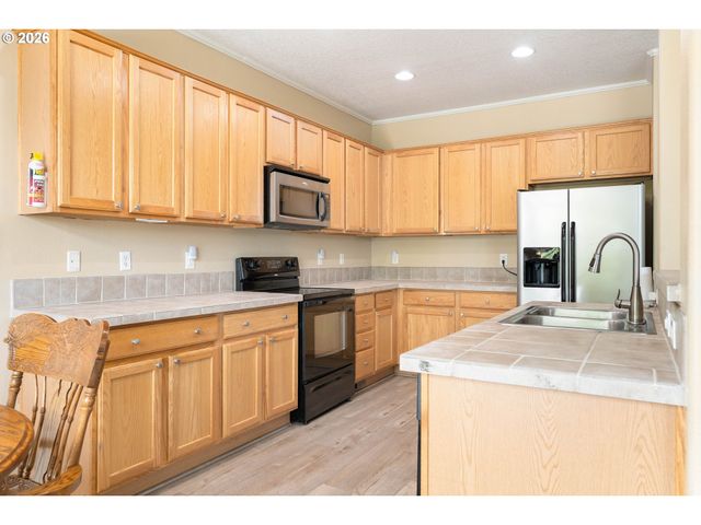 22908 Ne CHINOOK St, Troutdale, OR 97060