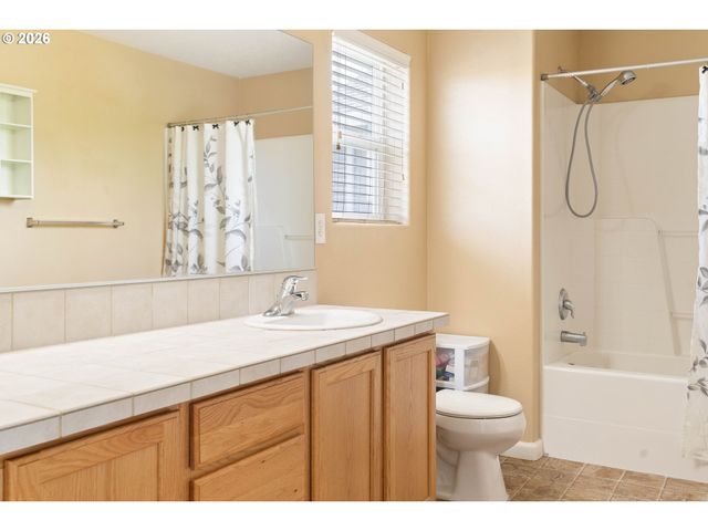 22908 Ne CHINOOK St, Troutdale, OR 97060