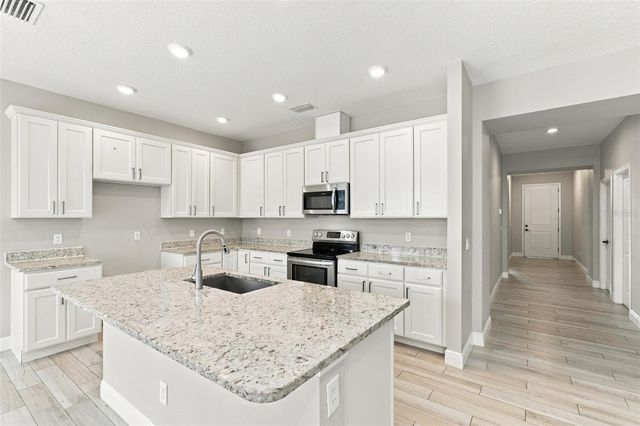 613 DOMINISH ESTATES DRIVE, Apopka, FL 32712