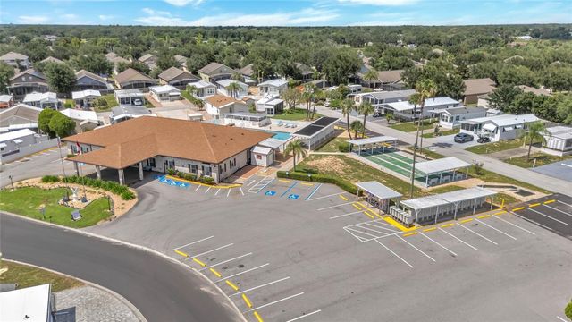 300 SKY CREST LOOP, Davenport, FL 33837