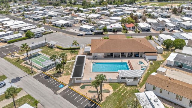 300 SKY CREST LOOP, Davenport, FL 33837