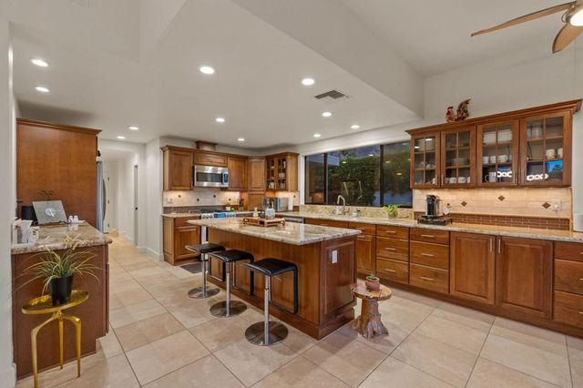 46450 Manitou Drive, Indian Wells, CA 92210