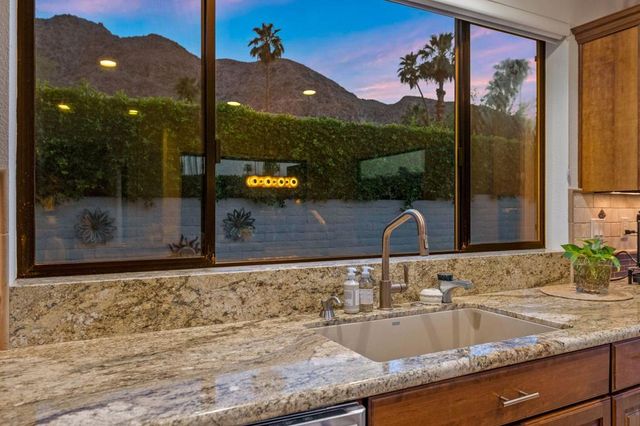 46450 Manitou Drive, Indian Wells, CA 92210