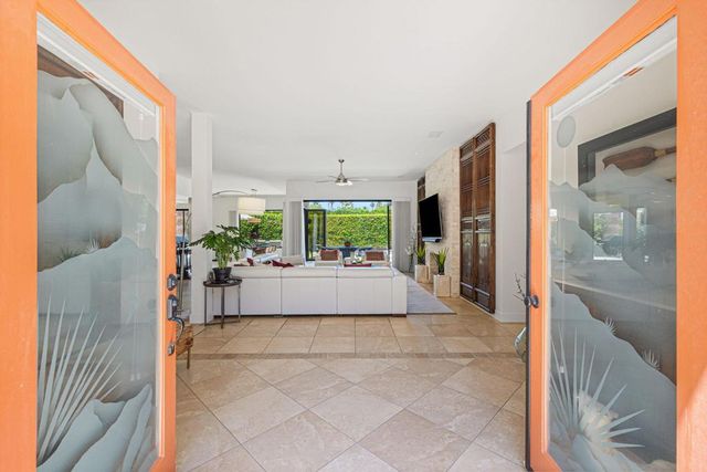 46450 Manitou Drive, Indian Wells, CA 92210