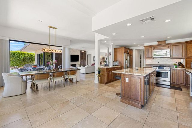 46450 Manitou Drive, Indian Wells, CA 92210