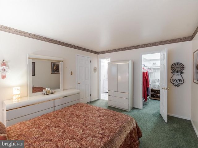 348 GREEN MEADOW LN, Horsham, PA 19044