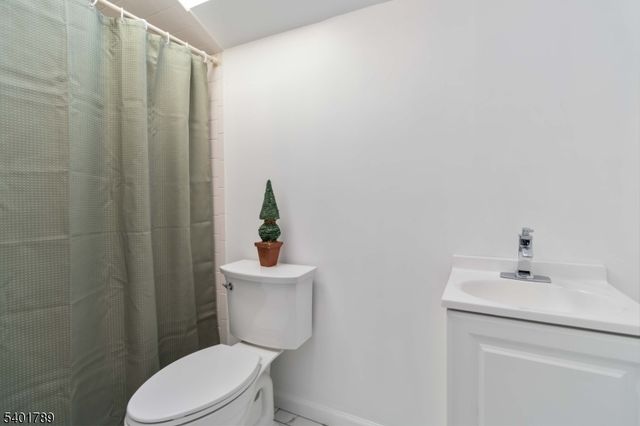 32 Heritage Way, Rockaway Twp., NJ 07866