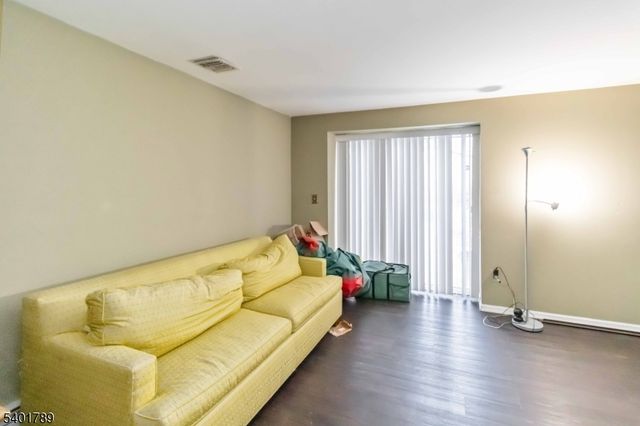 32 Heritage Way, Rockaway Twp., NJ 07866