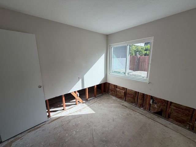 2043 Las Coches Way, Sacramento, CA 95833