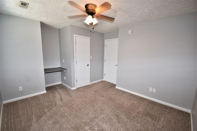 765 Robb Ave Apt 13, Clarksville, TN 37040