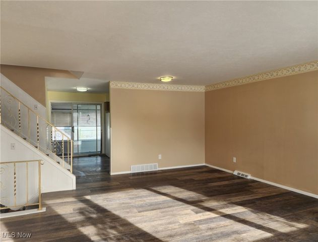 24451 Deanna Court, Euclid, OH 44123