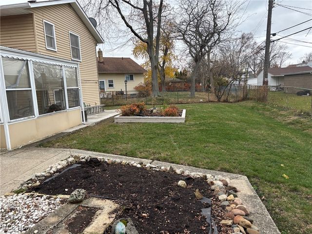 24451 Deanna Court, Euclid, OH 44123