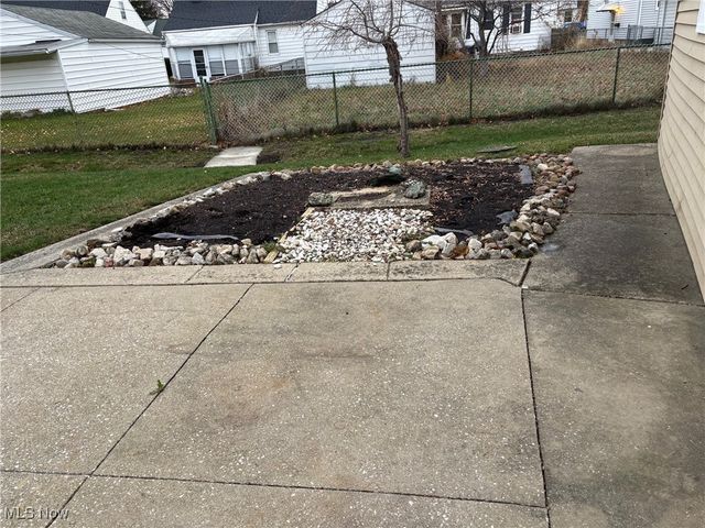 24451 Deanna Court, Euclid, OH 44123