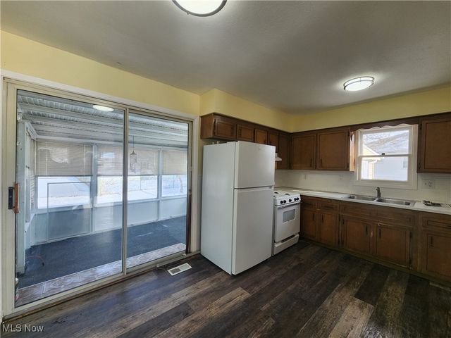 24451 Deanna Court, Euclid, OH 44123