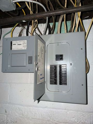 3535 E 81st Street, Cleveland, OH 44105