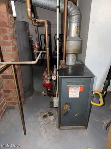 3535 E 81st Street, Cleveland, OH 44105