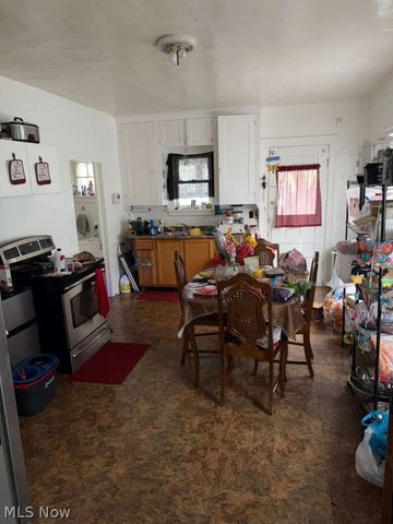 3535 E 81st Street, Cleveland, OH 44105