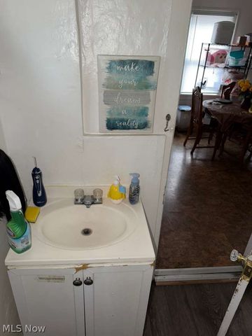 3535 E 81st Street, Cleveland, OH 44105