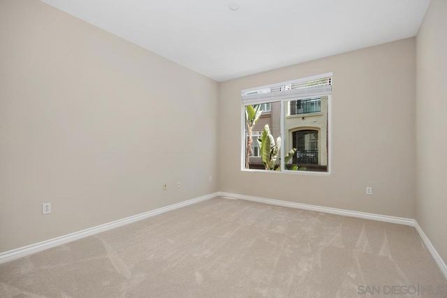 4165 Executive F304, La Jolla, CA 92037