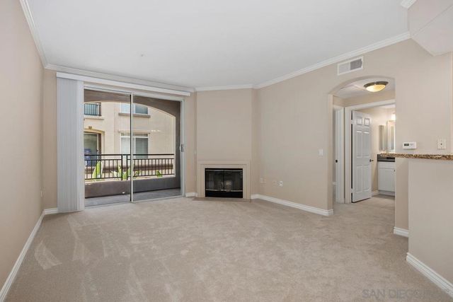 4165 Executive F304, La Jolla, CA 92037