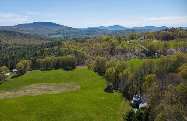 57 Darling Lane, Barnet, VT 05821