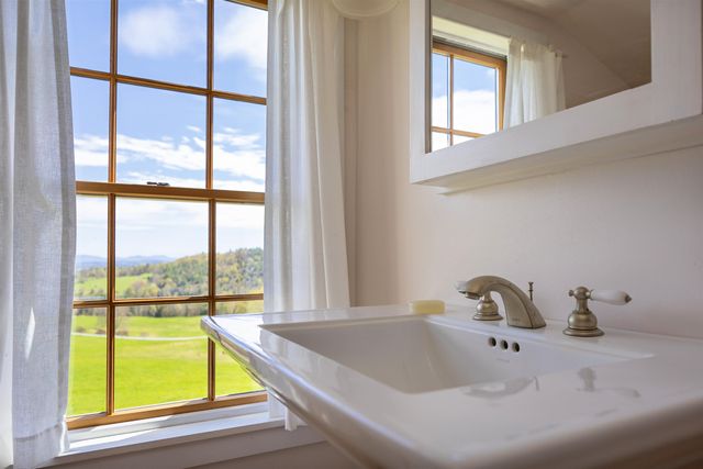 57 Darling Lane, Barnet, VT 05821