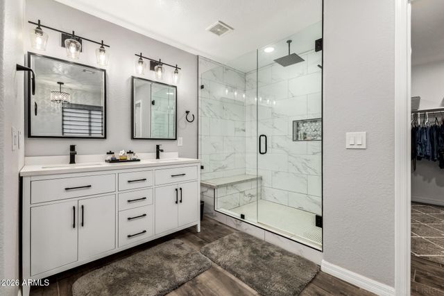 3102 W ZACHARY Drive, Phoenix, AZ 85027