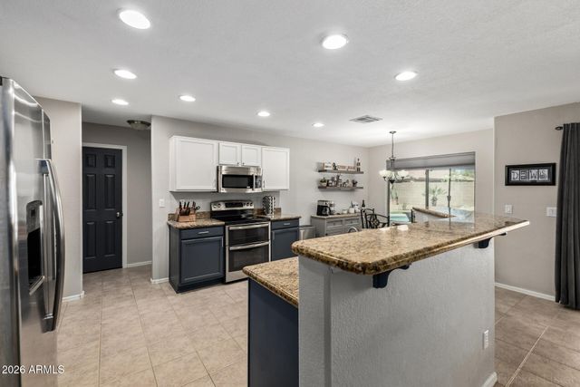 3102 W ZACHARY Drive, Phoenix, AZ 85027