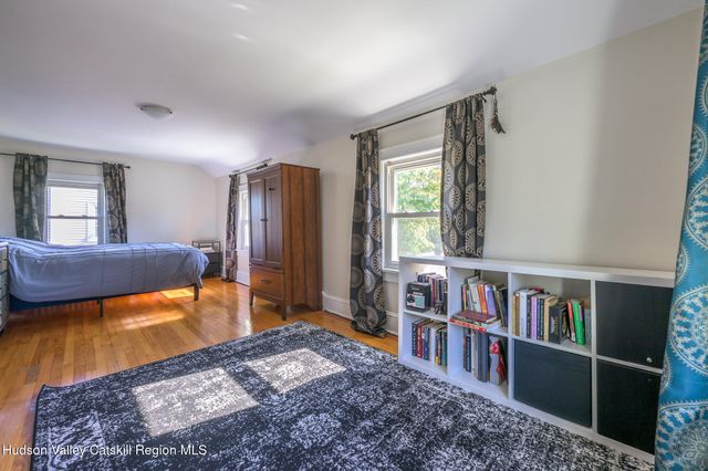 28 Janis Street, Hudson, NY 12534